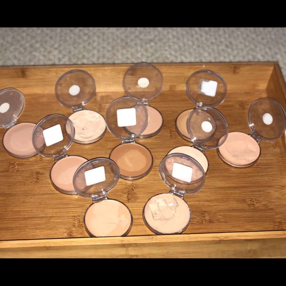 Lot of 9 Merle Norman Creme Compacts - 1 Powder